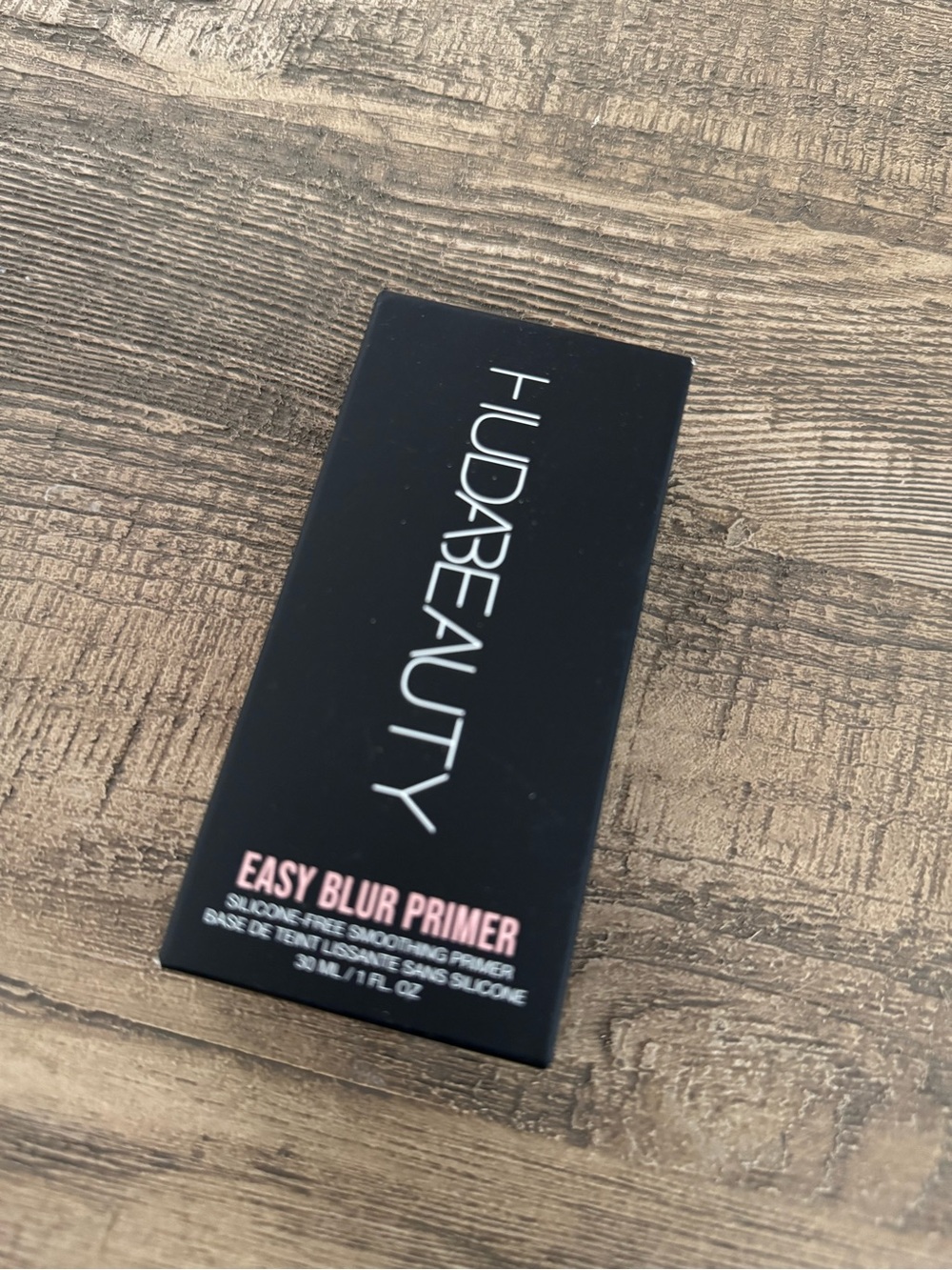 HUDA BEAUTY Easy Blur Primer - 1 fl oz
